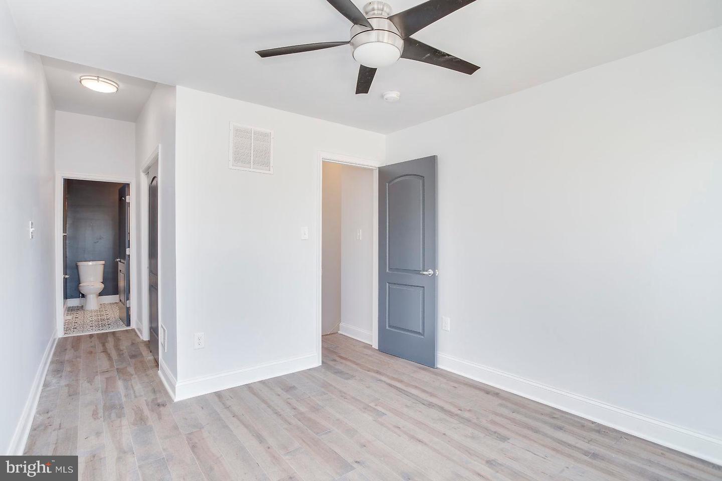 Photo 45 of 53 of 304 S Duncan St townhome