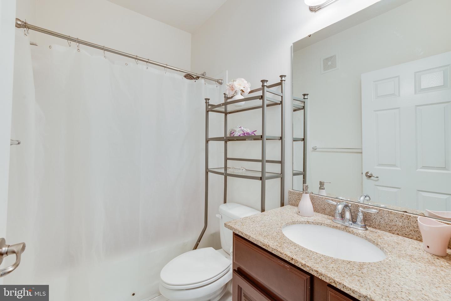 Photo 19 of 27 of 15055 Leicestershire St #87 townhome