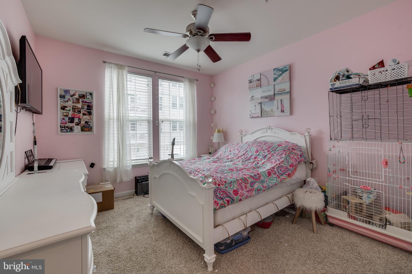 Photo 21 of 27 of 15055 Leicestershire St #87 townhome