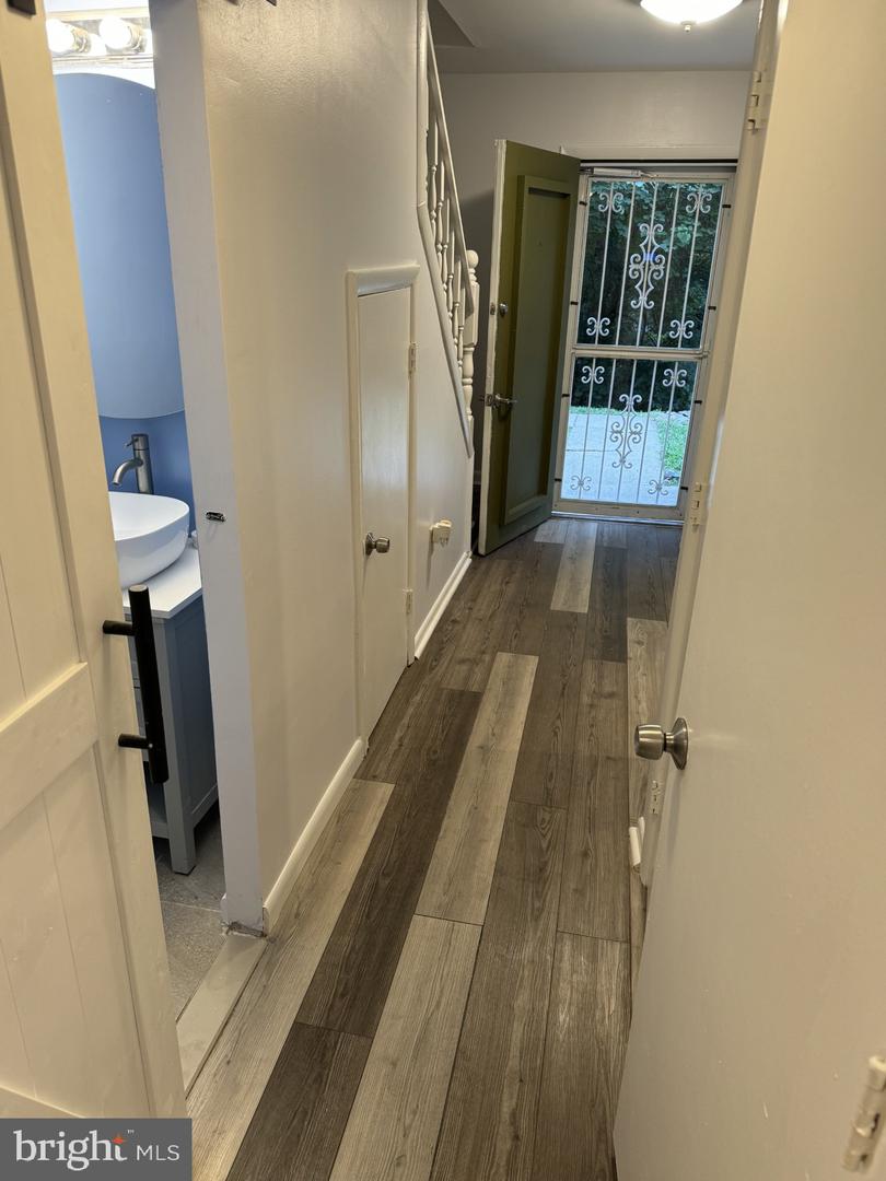 Photo 5 of 14 of 5752 Thunder Hill Rd townhome