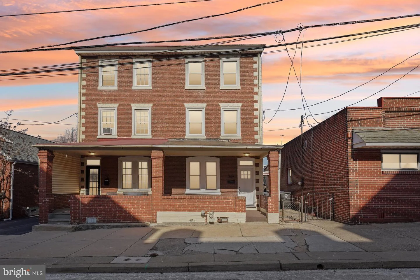 309 W Elm Street