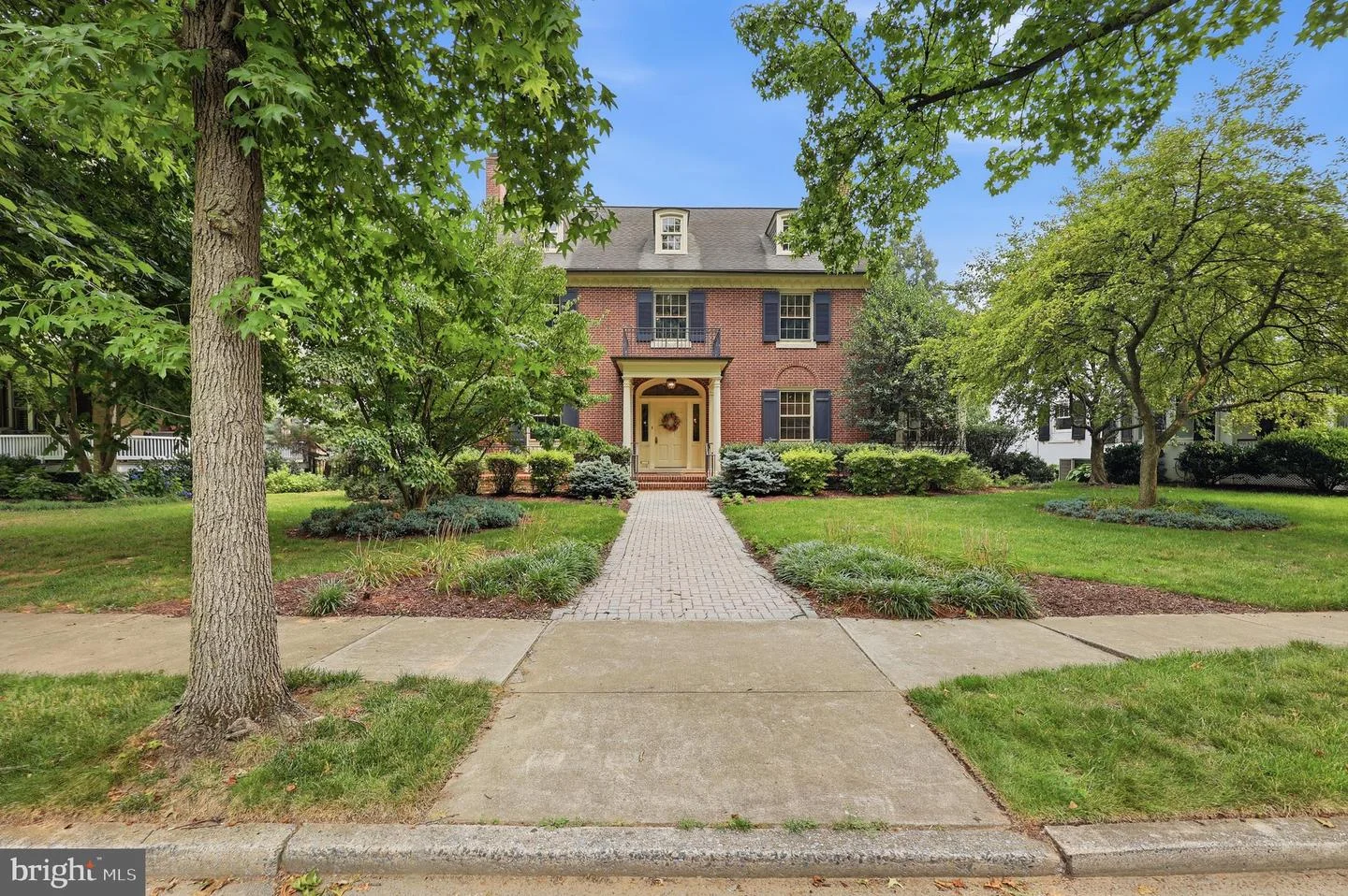 310 Upper College Terrace