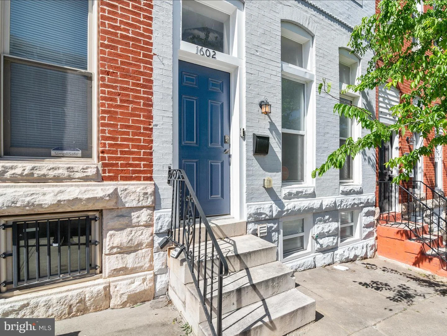 1602 E Biddle Street
