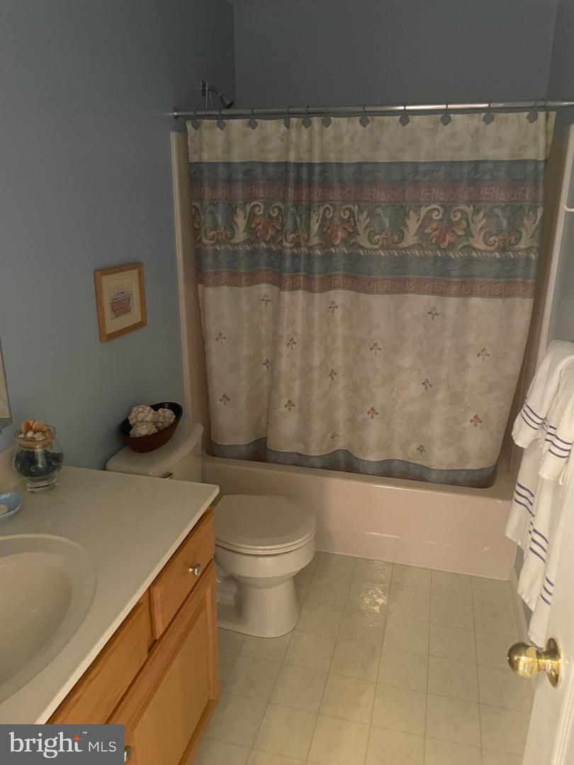 Photo 10 of 21 of 151 Waterford Ln townhome