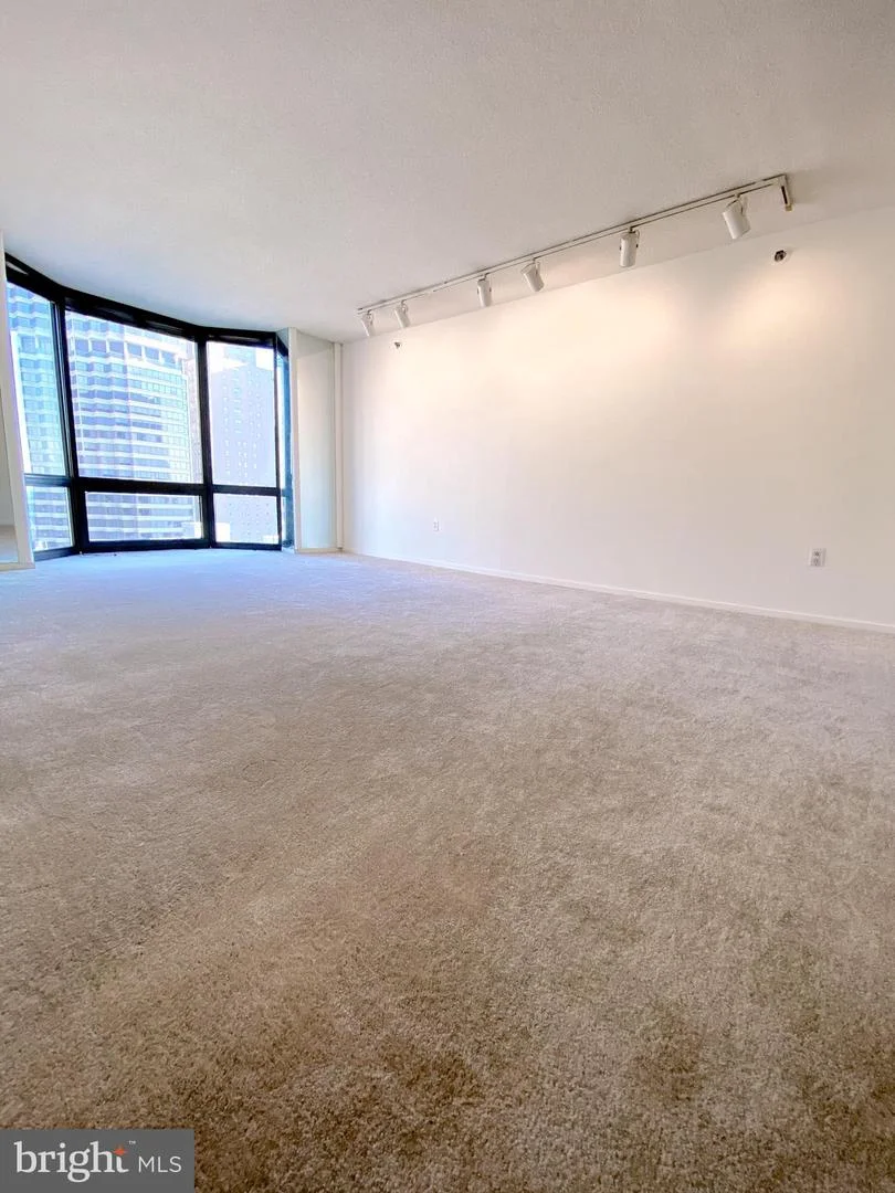 2020 Walnut Street Unit 12C