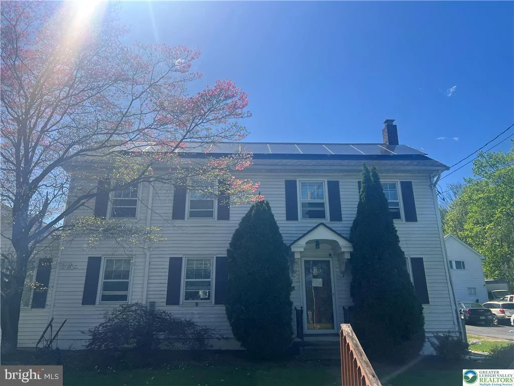 8204 Brown St, Slatedale, PA, 18079