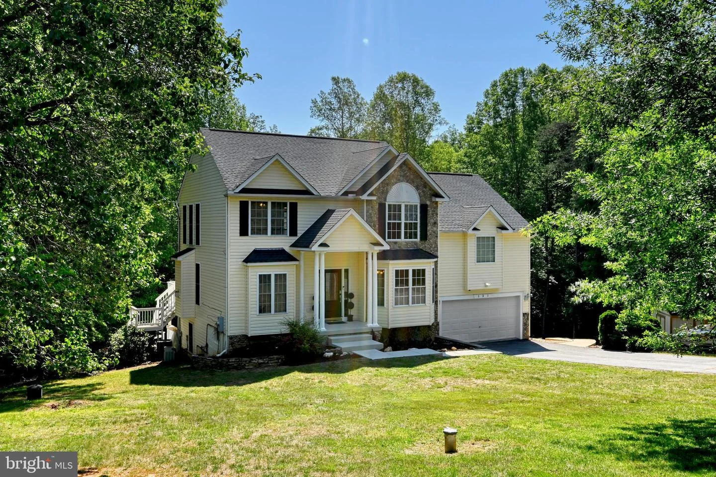 121 Brounaugh Lane