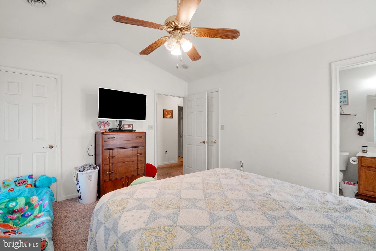 Photo 16 of 21 of 1712 Boxwood Ct townhome