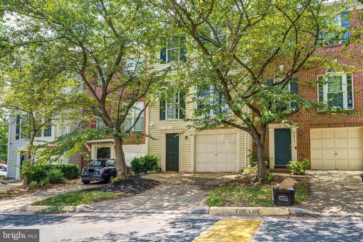 Photo 42 of 46 of 22017 Box Car Sq townhome