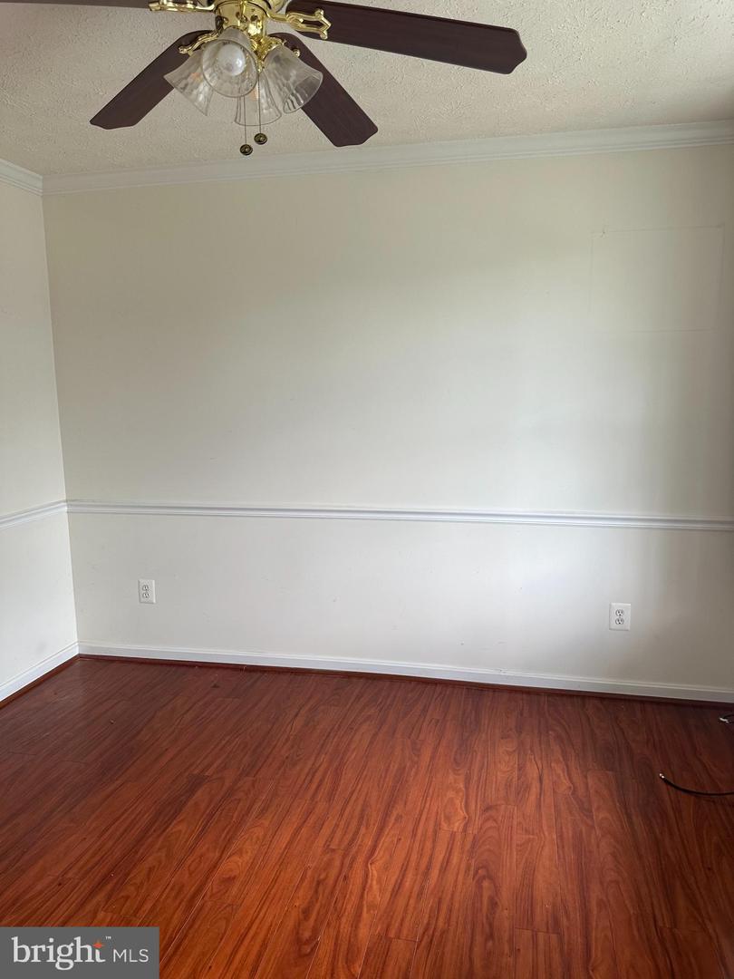 Photo 6 of 10 of 4626 Greencove Cir house