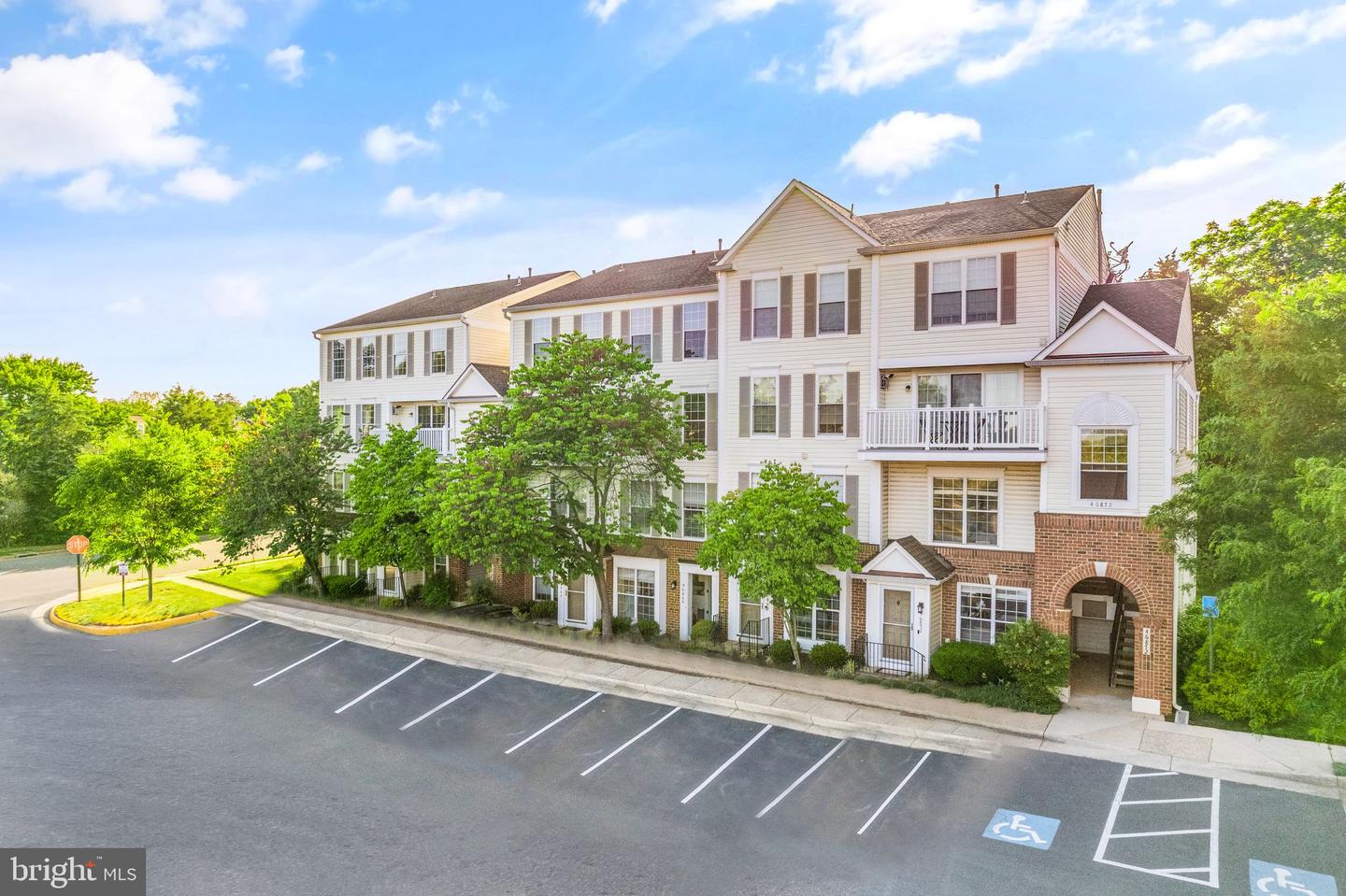 Photo 1 of 37 of 46862 Clarion Ter #302 condo