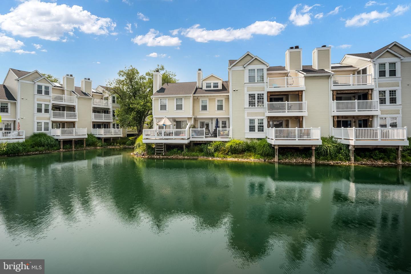 3349 Lakeside View Drive, Falls Church, VA, 22041