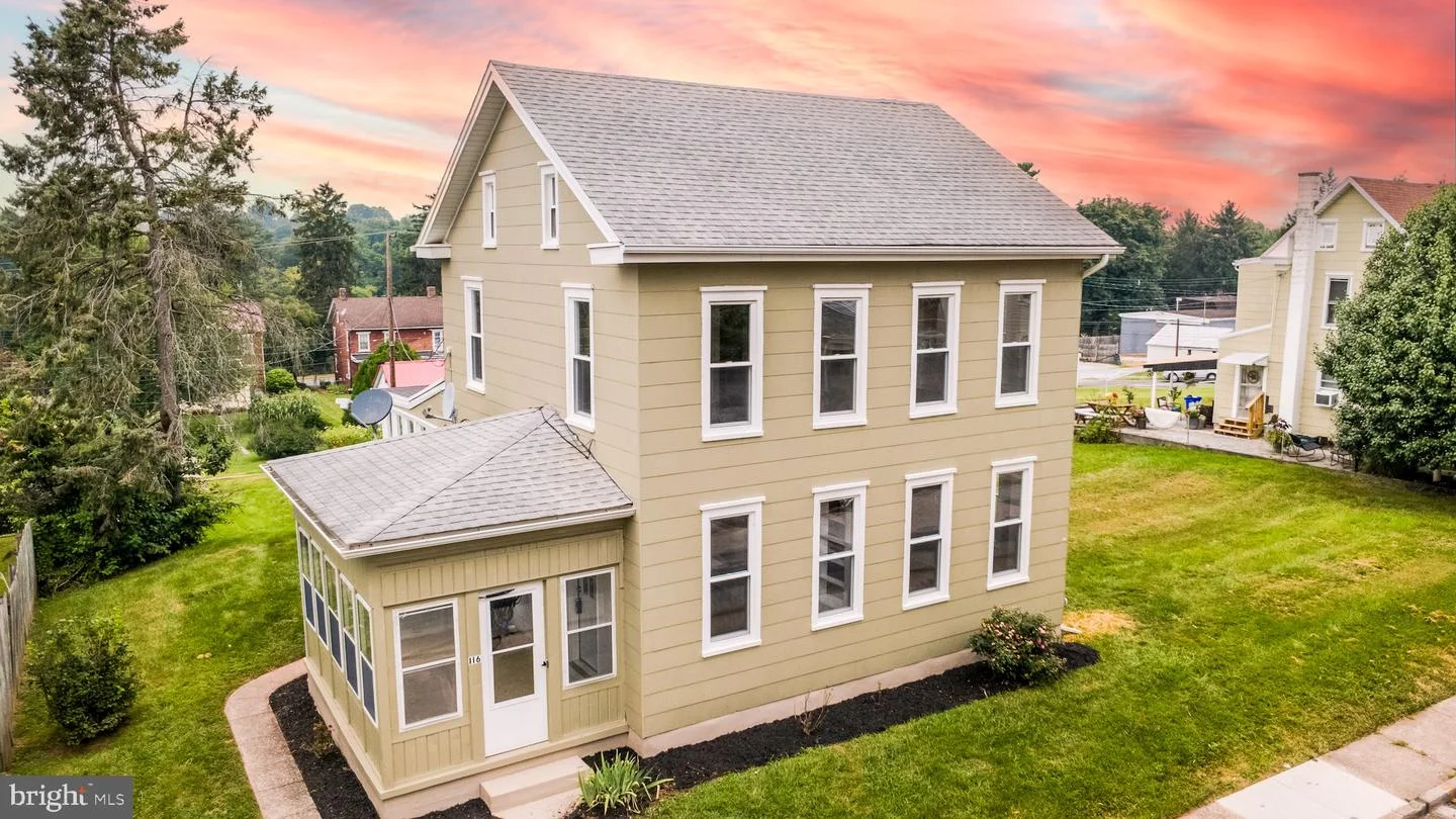 116 N 2nd Street, Mount Wolf, PA, 17347