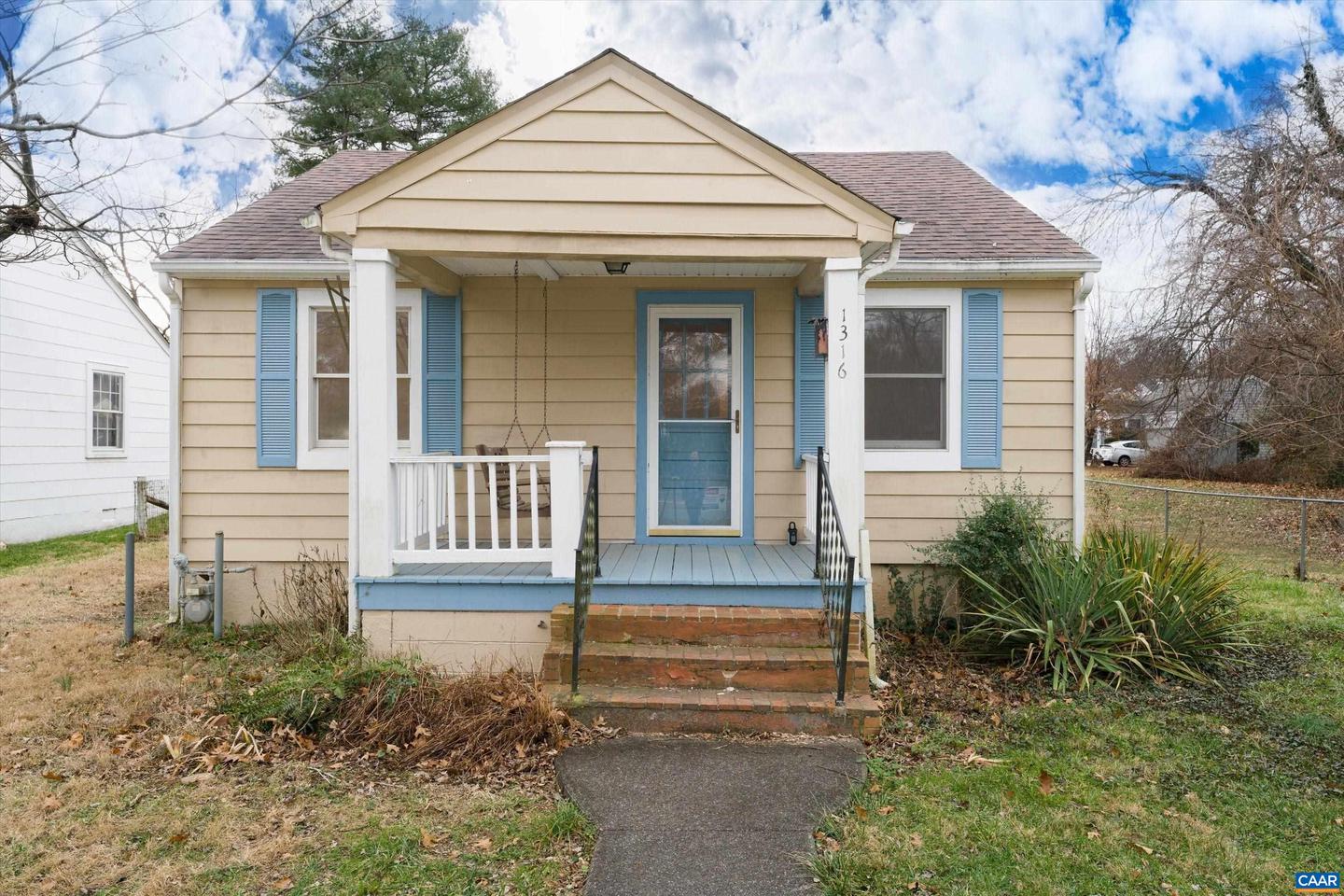 Photo 16 of 18 of 1316 Chesapeake St house
