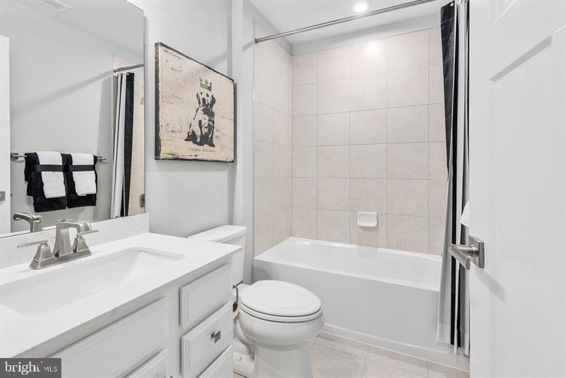 Photo 16 of 32 of 12714 Carnouste Ln #1 townhome
