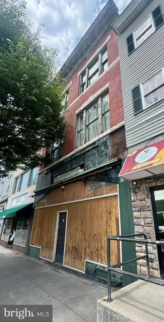29 E Centre Street