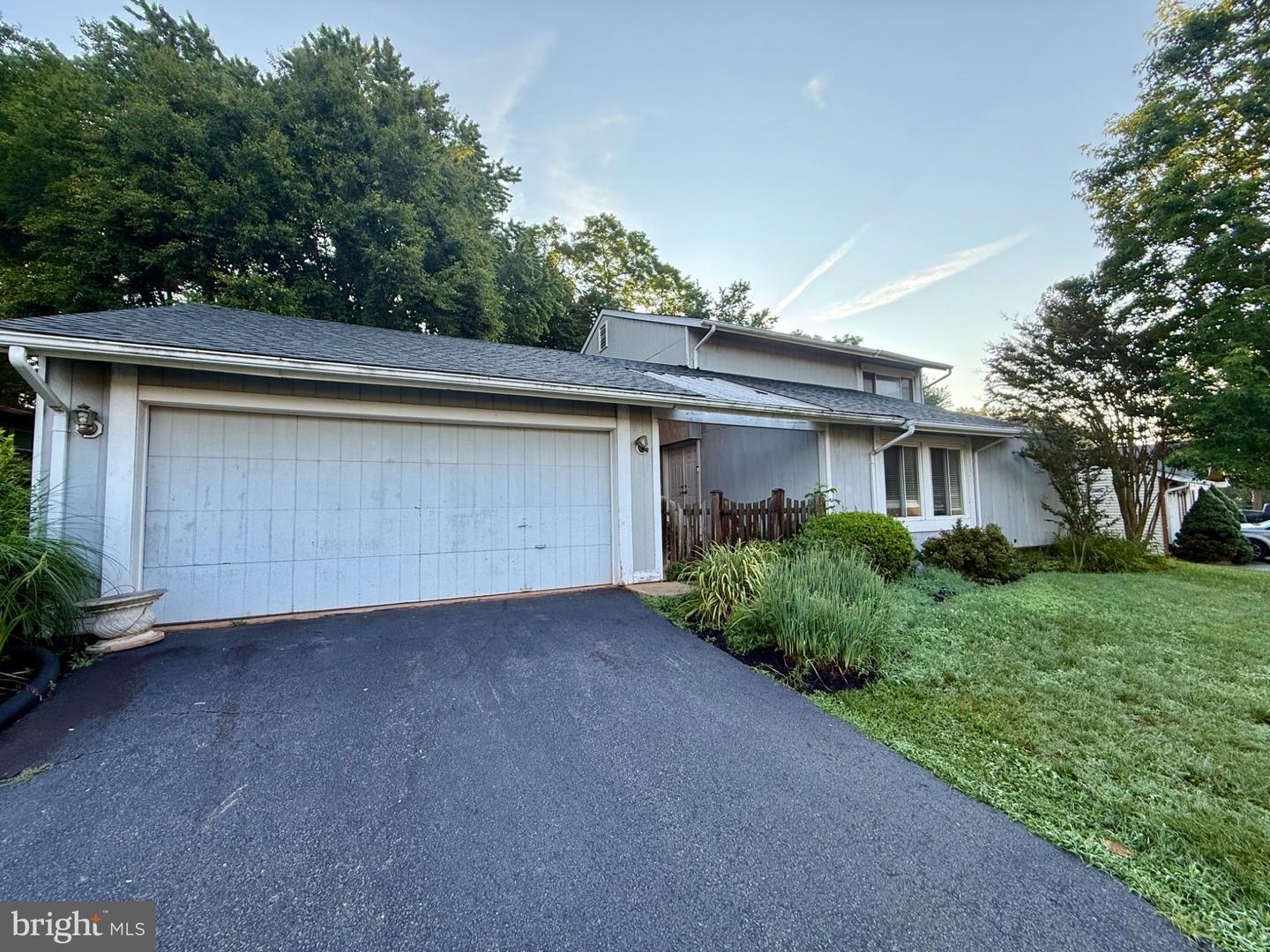110 Victoria Place, Sterling, VA, 20164