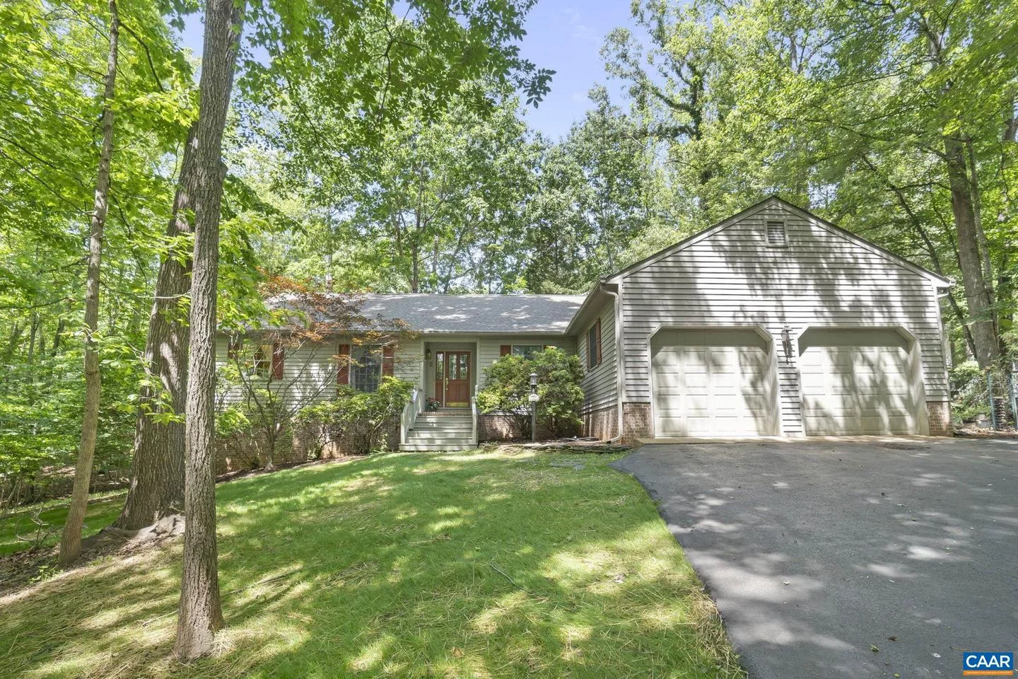 2 Whippoorwill Ln Ln