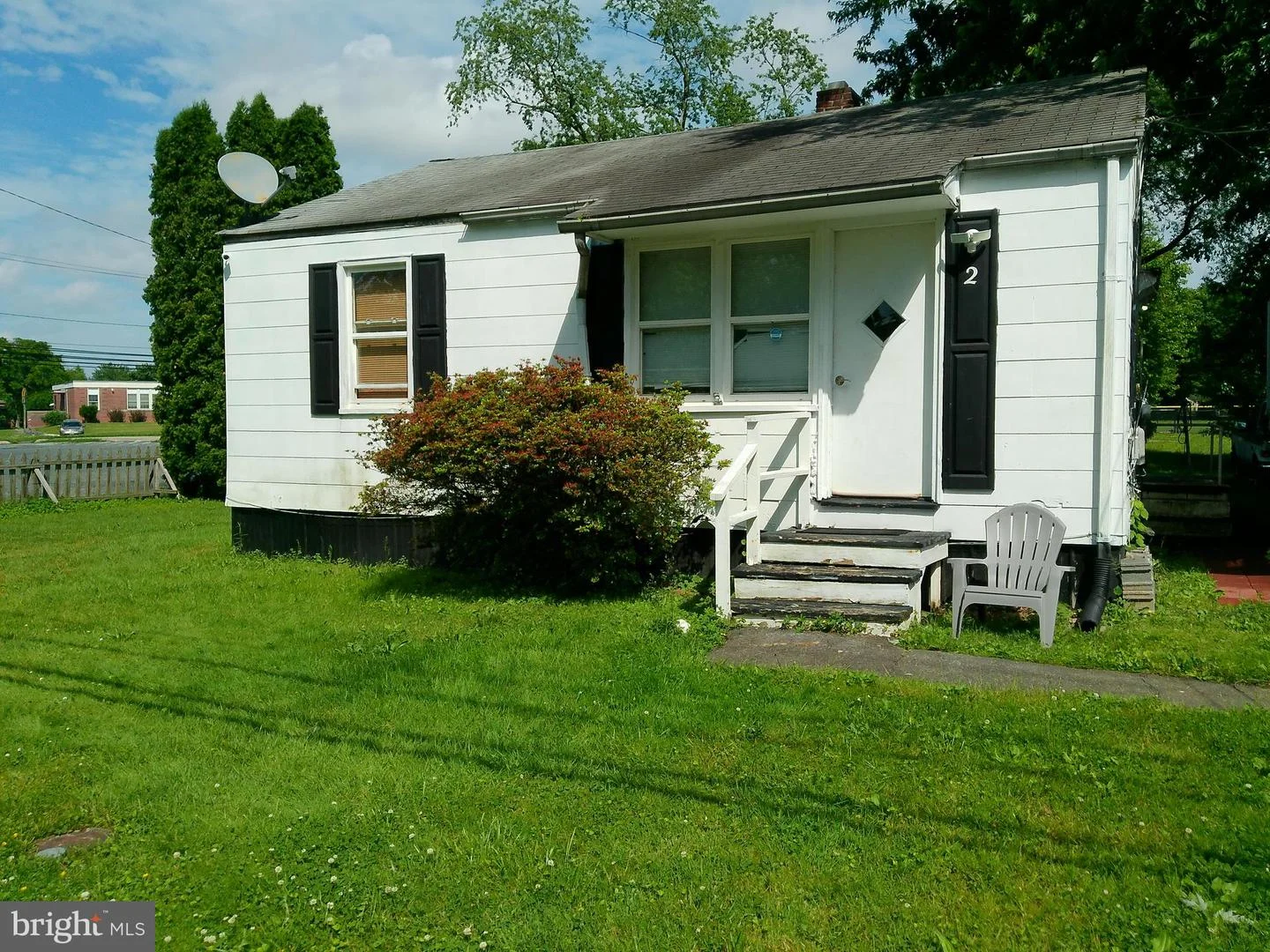 2 Aberdeen Avenue