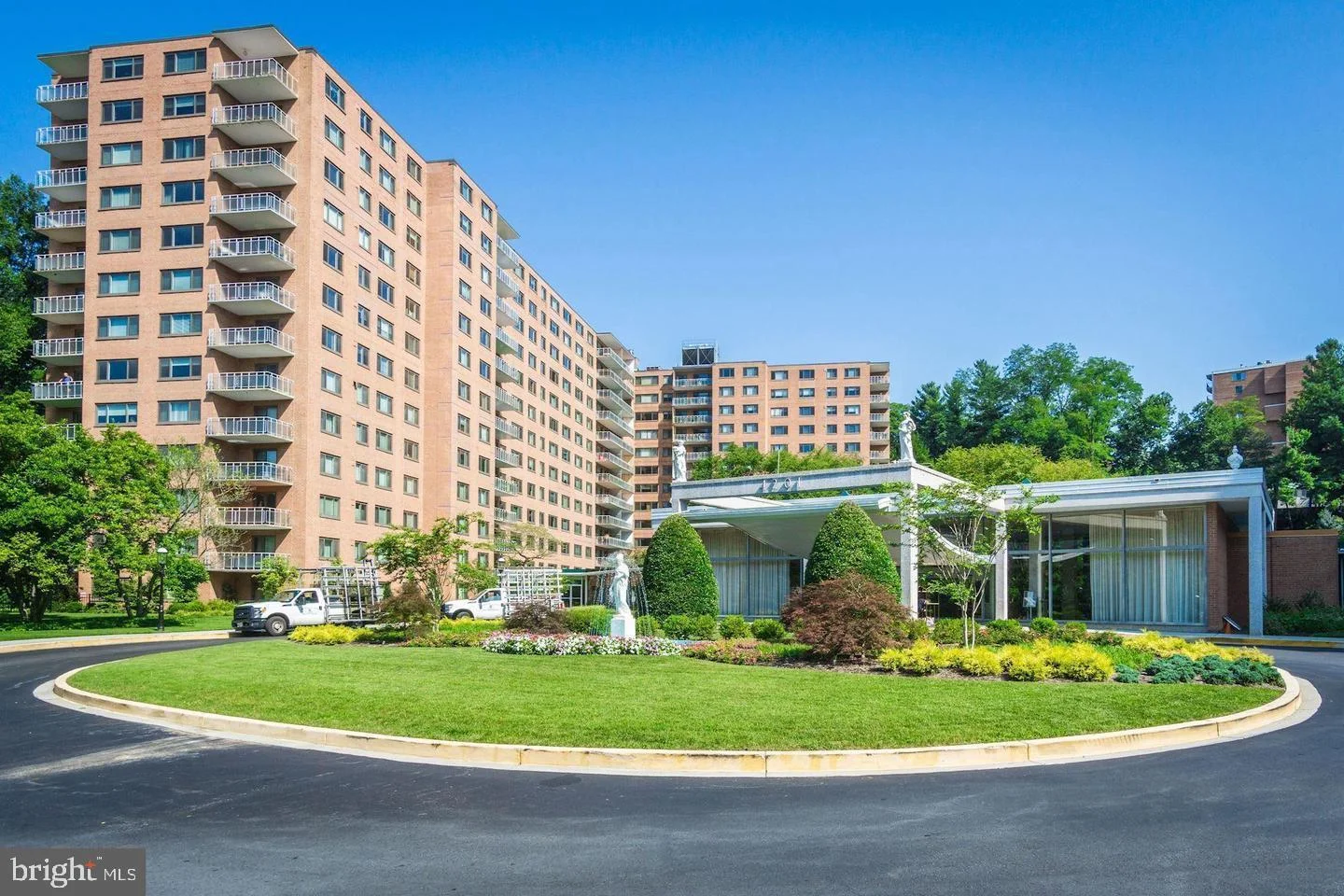 4201 Cathedral Avenue NW Unit 215W