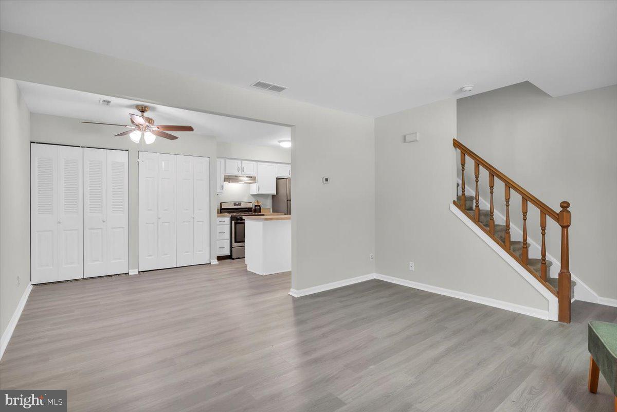 Photo 8 of 28 of 447 Glassboro Rd townhome