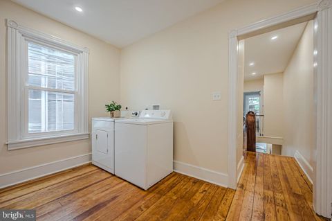 Duplex in Wilmington DE 1522 van Buren STREET 12.jpg