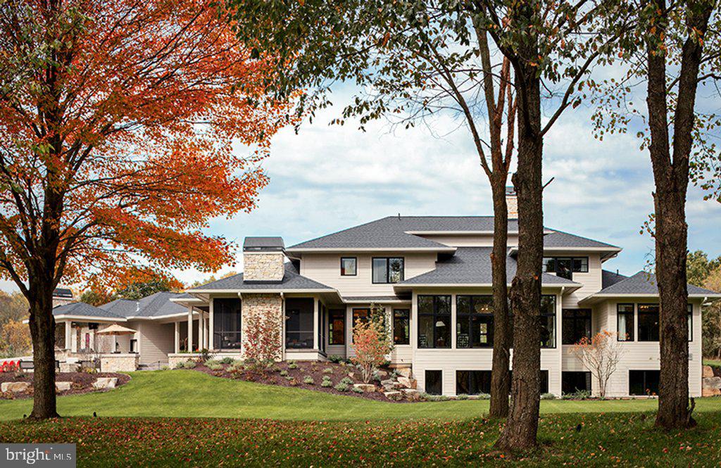 Photo 84 of 99 of 9475 Broadlands Ct house