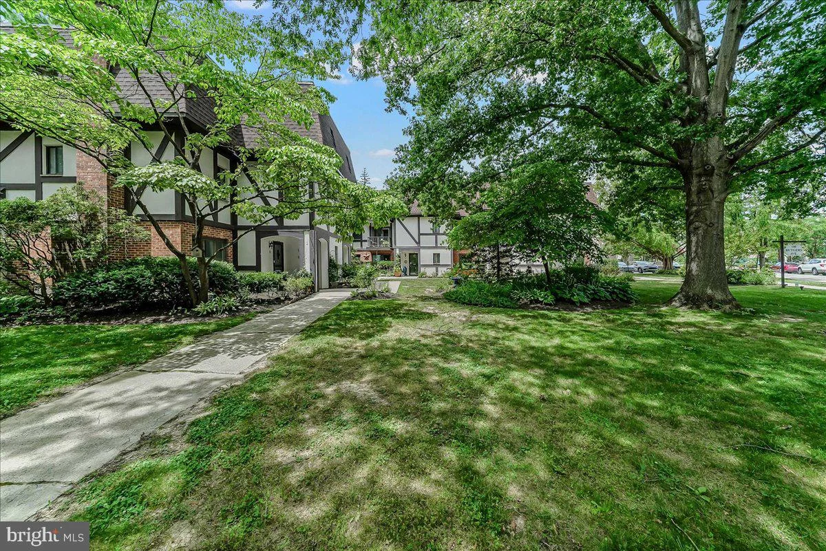 100 Rutgers Avenue Unit 9