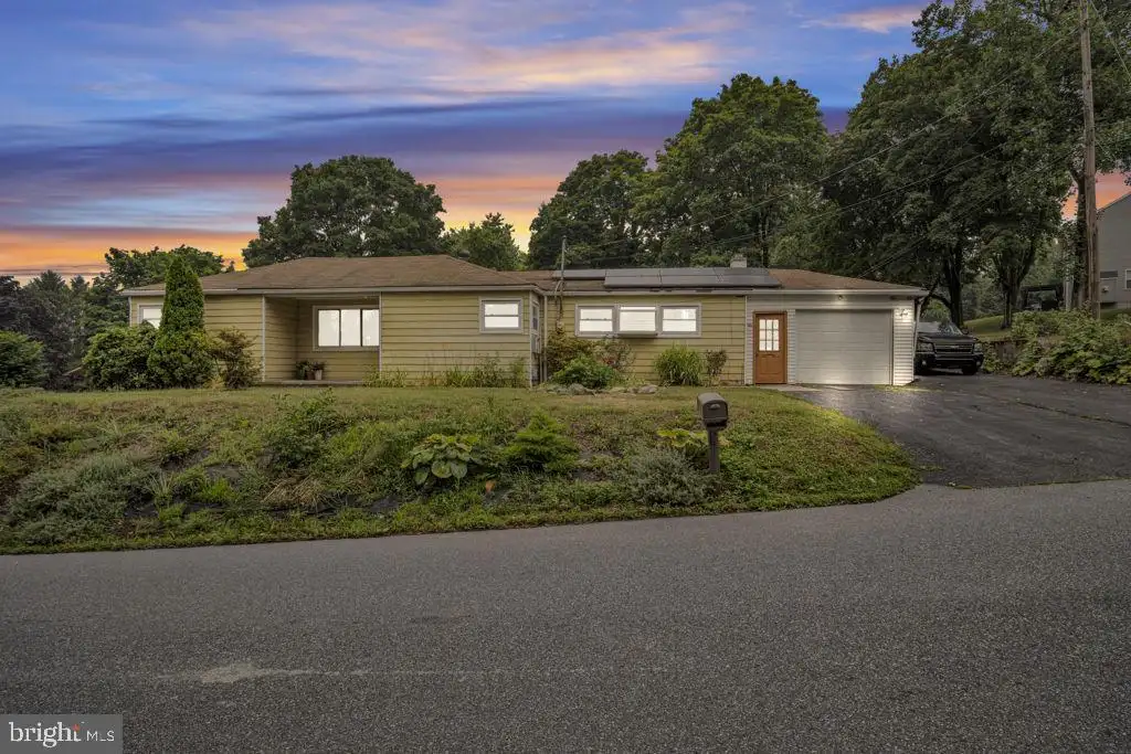 601 Gaynor Lane, Harrisburg, PA, 17111