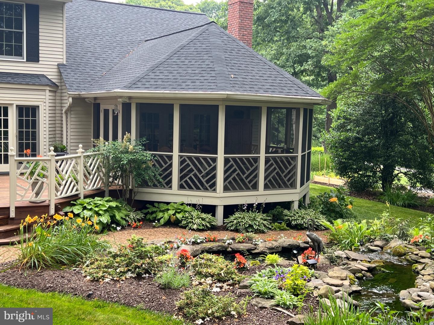 Photo 4 of 42 of 47 Old Sturbridge Rd house