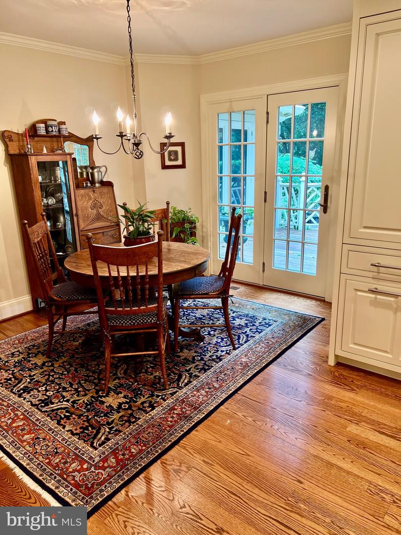 Photo 15 of 42 of 47 Old Sturbridge Rd house