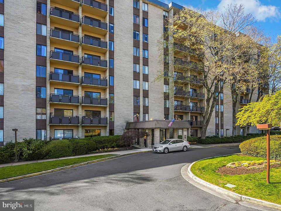 6001 Arlington Boulevard Unit 903, Falls Church, VA, 22044