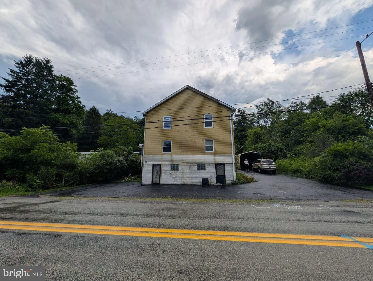 898 Joffre Cherry Valley Road Rd, Burgettstown, PA, 15021