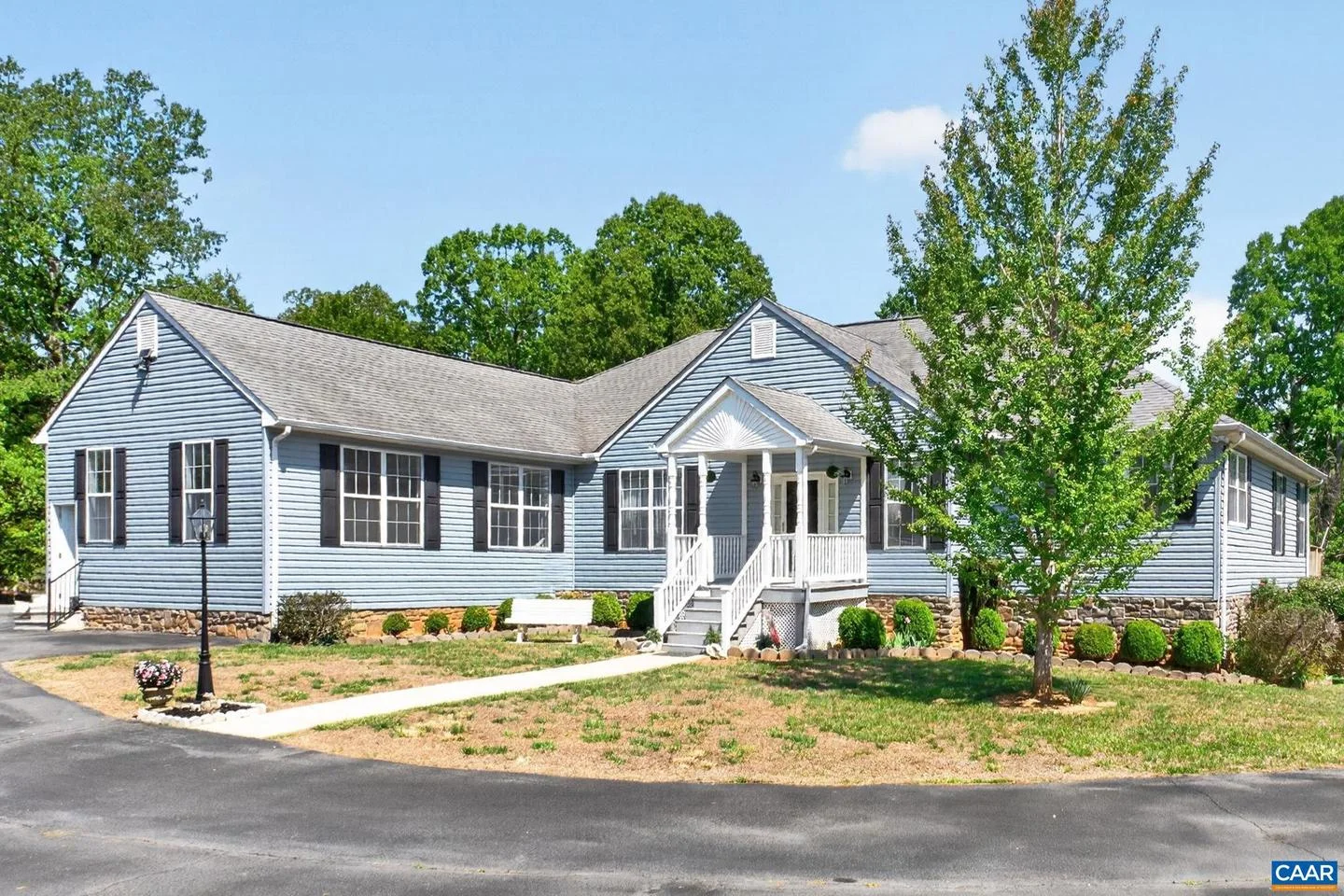 102 Happy Valley Rd Rd