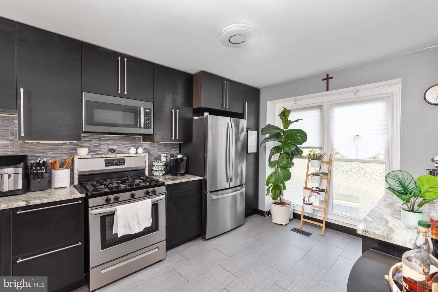 Photo 6 of 22 of 21849 Bramble Ct townhome