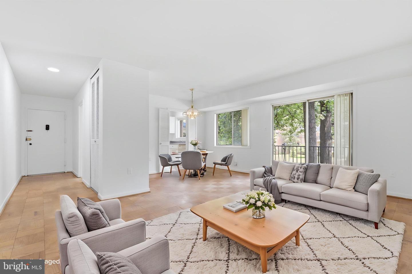 10626 Weymouth Street Unit 101, Bethesda, MD, 20814