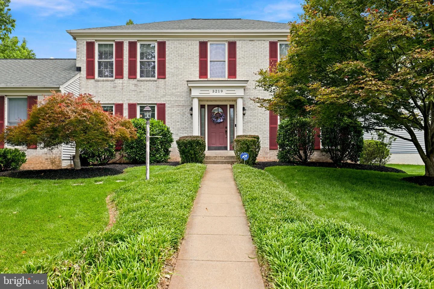 3219 Grassmere Court