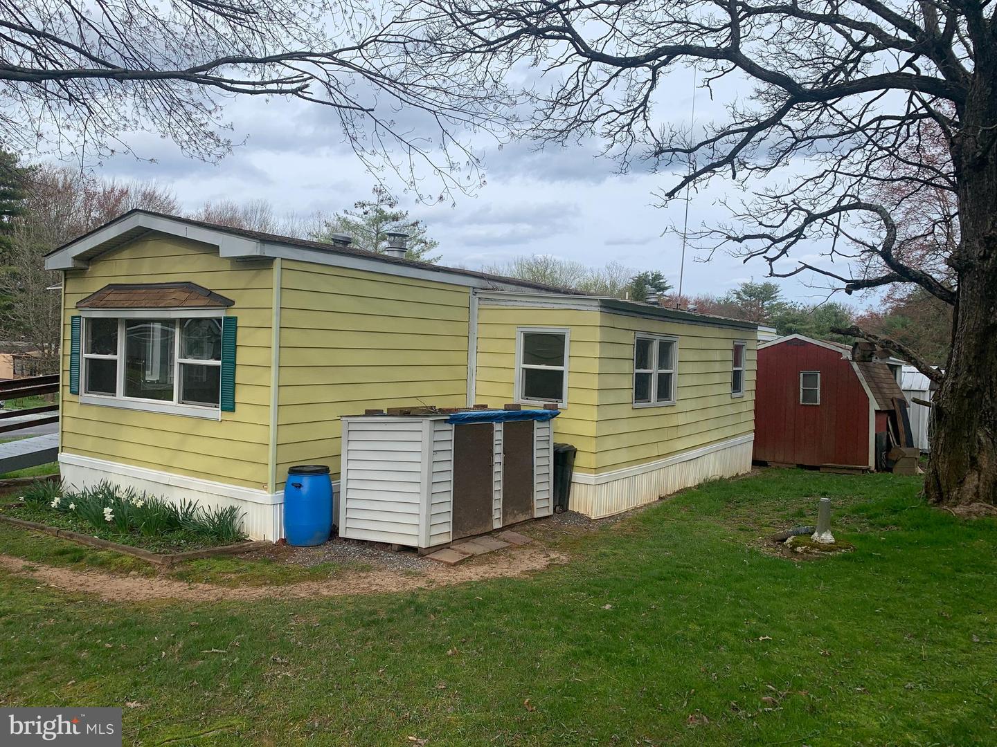 Photo 19 of 20 of 188 Creekside Manor mobile home