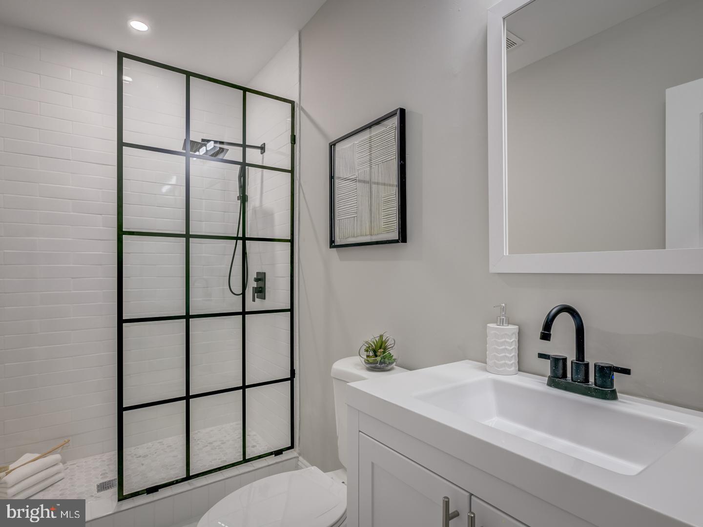 Photo 16 of 27 of 1212 Kirby St NW townhome