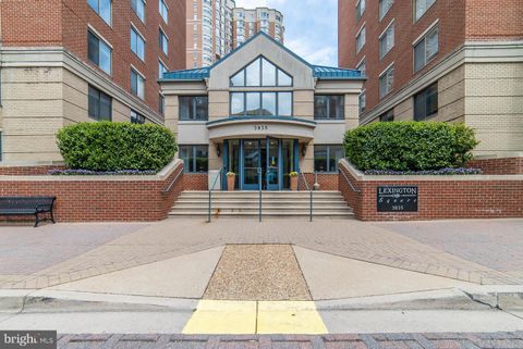 Condominium in Arlington VA 3835 9th STREET.jpg