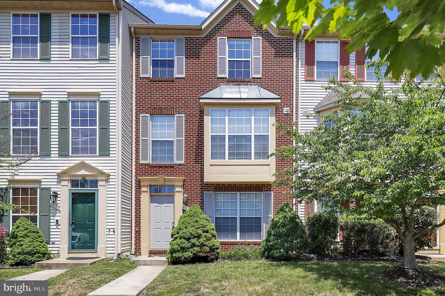 6205 Yellow Dawn Court