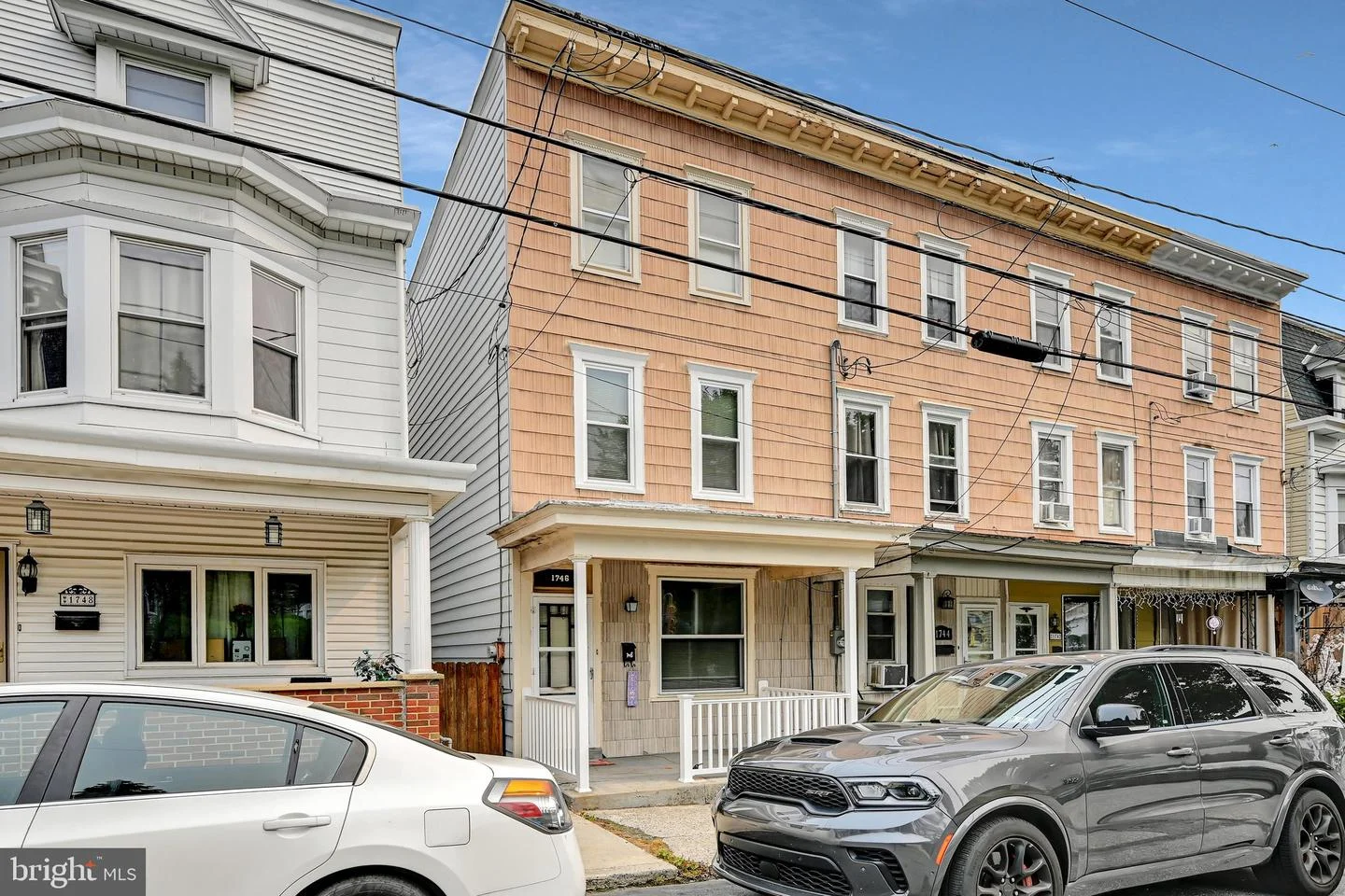 1746 W Norwegian Street