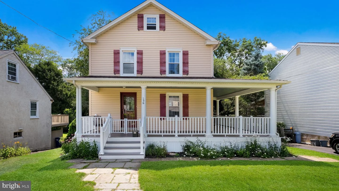 156 Tennis Avenue