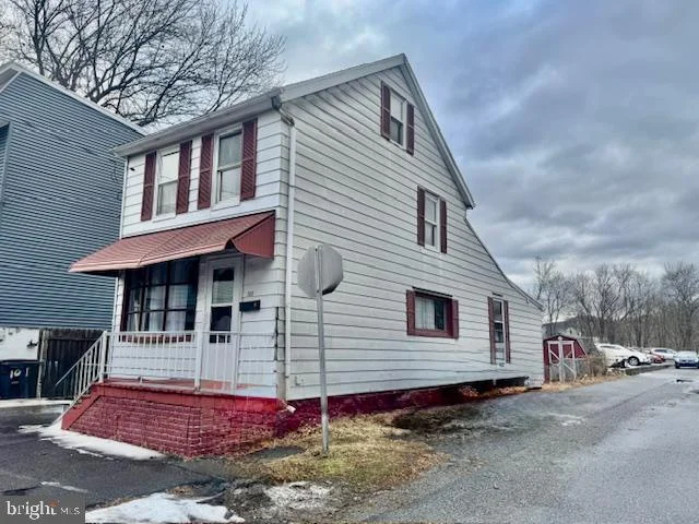 100 N John Street, Girardville, PA, 17935