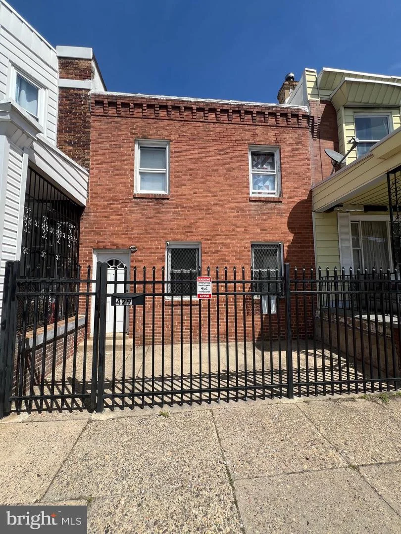 429 W Ashdale Street