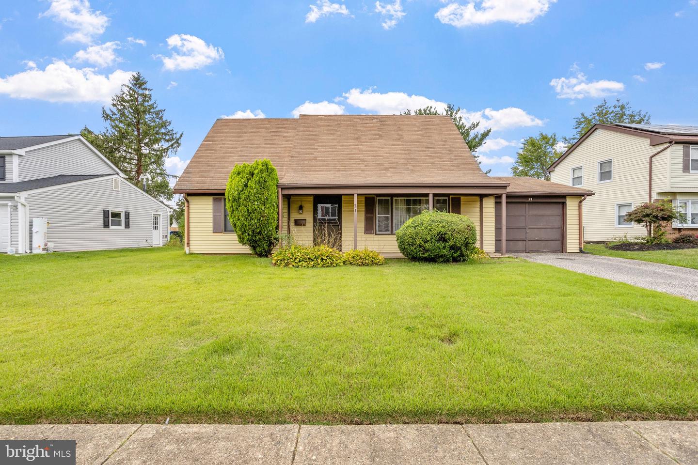 View Willingboro, NJ 08046 house