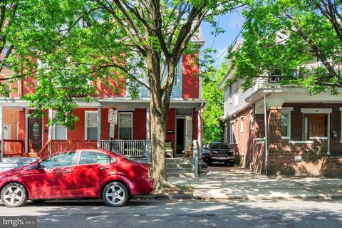 Duplex in Trenton NJ 709 Monmouth STREET 2.jpg