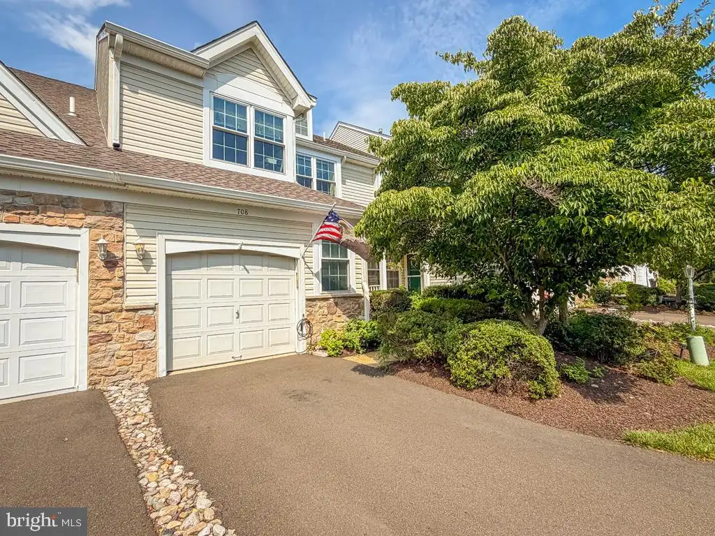 708 Harrowgate Ln Unit 66, New Hope, PA, 18938