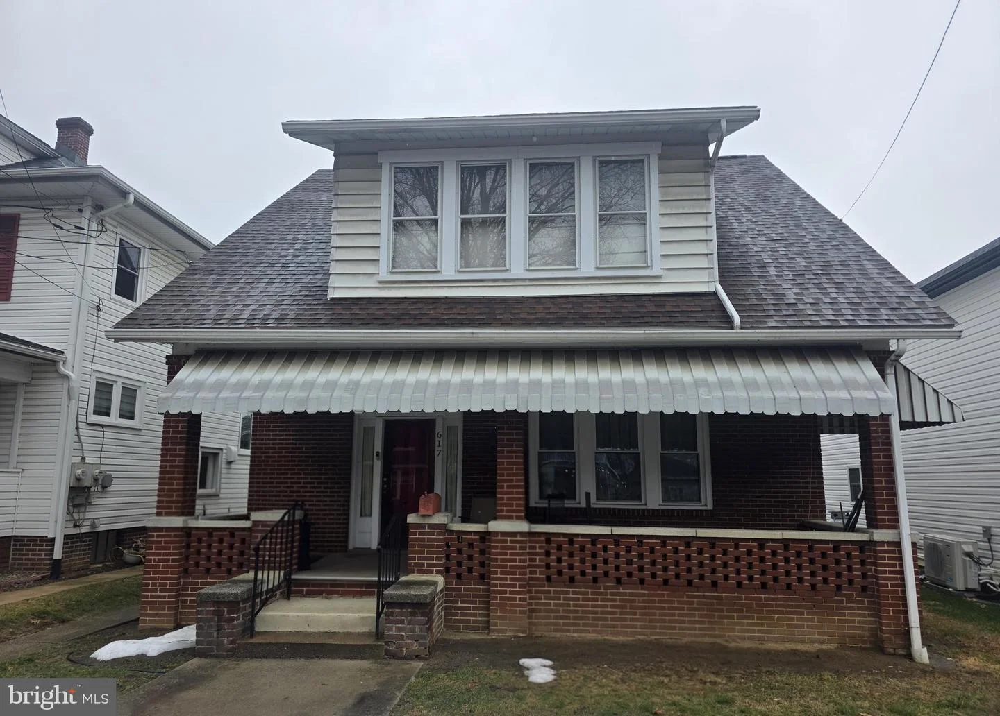 617 N East Street