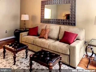 1600 Arch Street Unit 810